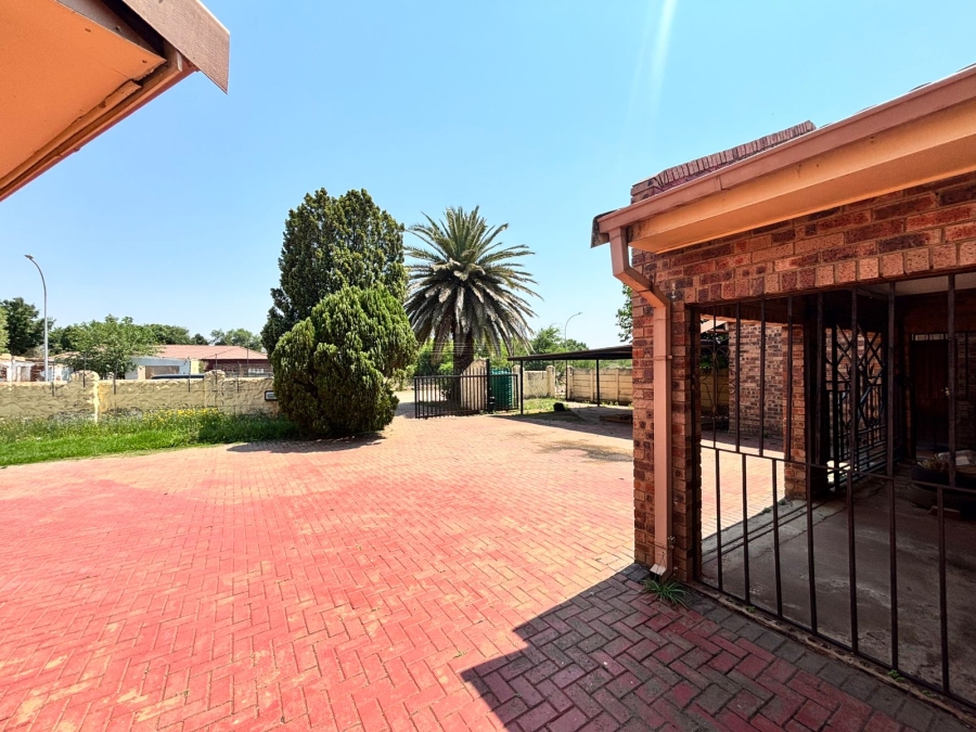 4 Bedroom Property for Sale in Parys Free State